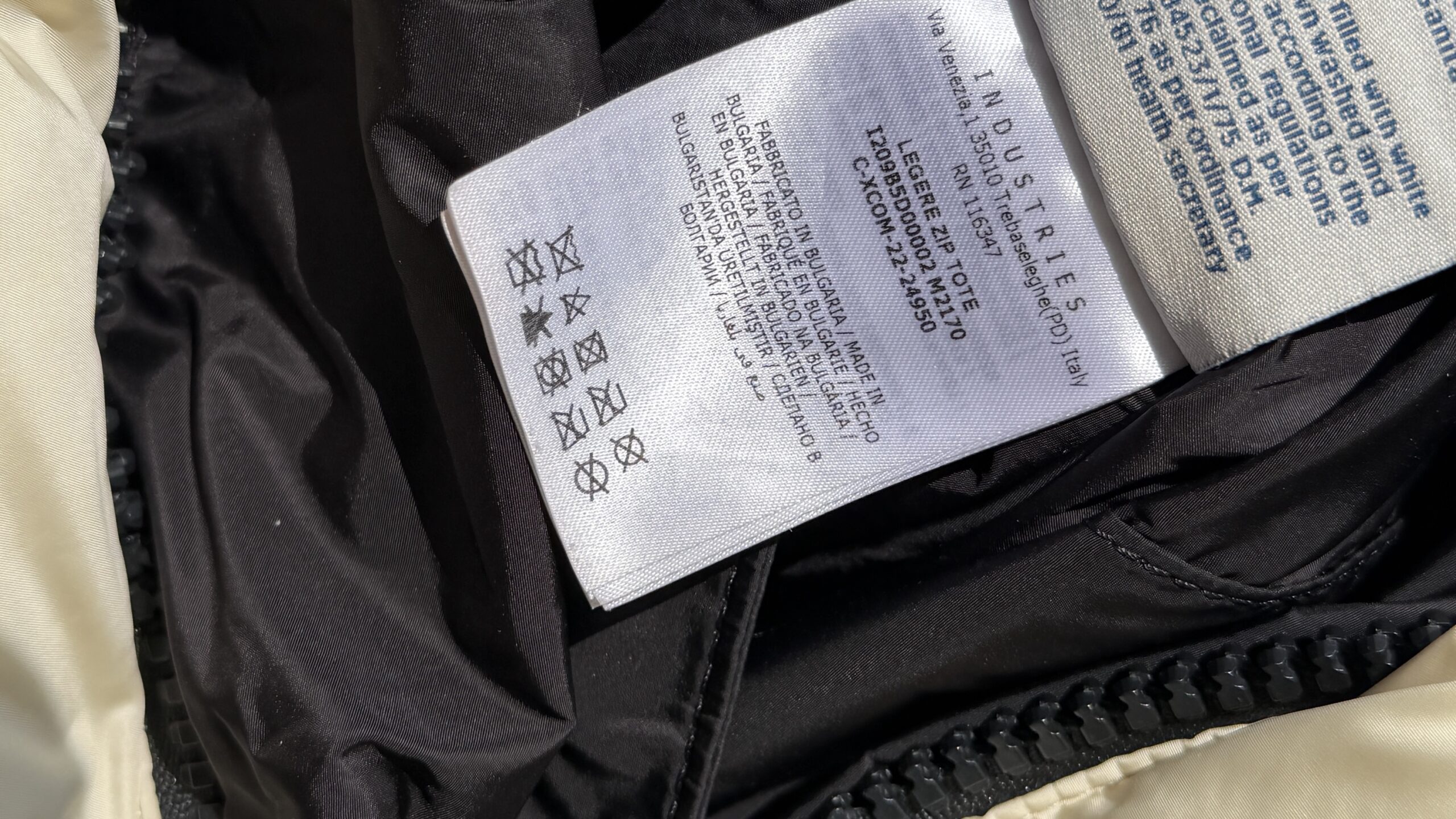 Moncler Legere Nylon Tote Bag - Image 6