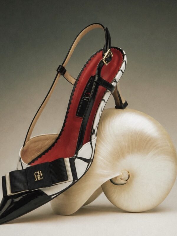 Carolina Herrera Lacito Pumps
