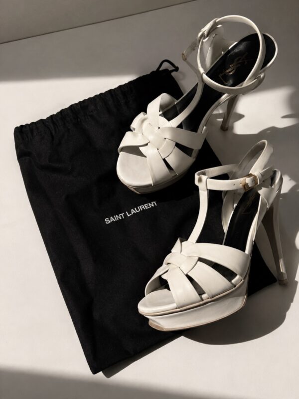 Saint Laurent Tribute Sandalias