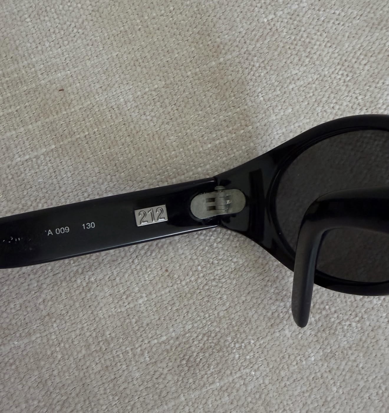 Carolina Herrera 212 Lentes - Image 3