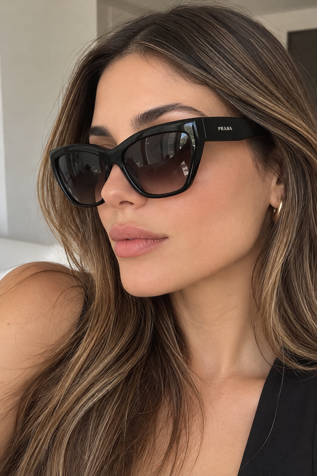 Prada Lentes Cat-Eye - Image 2
