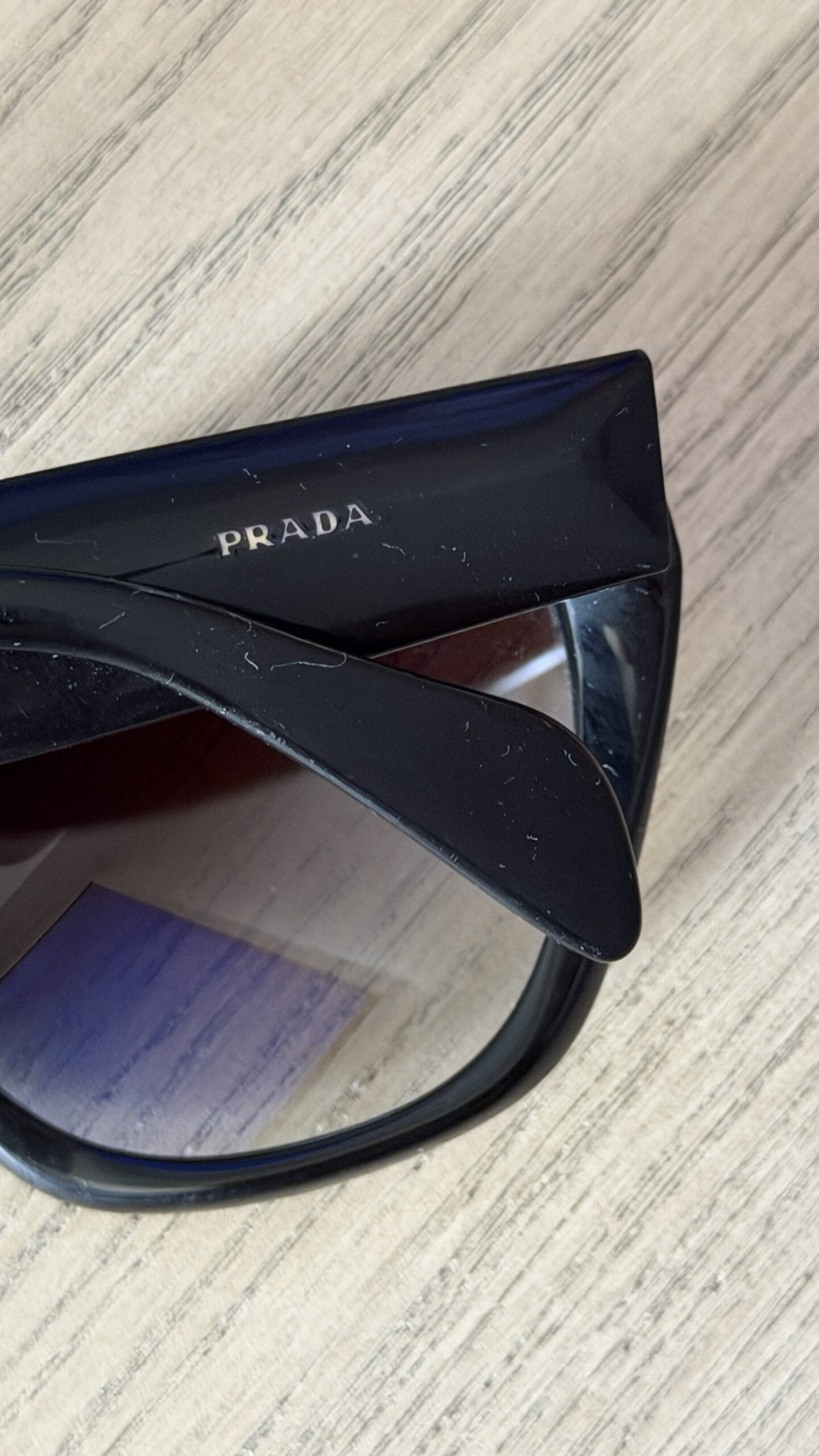 Prada Lentes Cat-Eye - Image 7