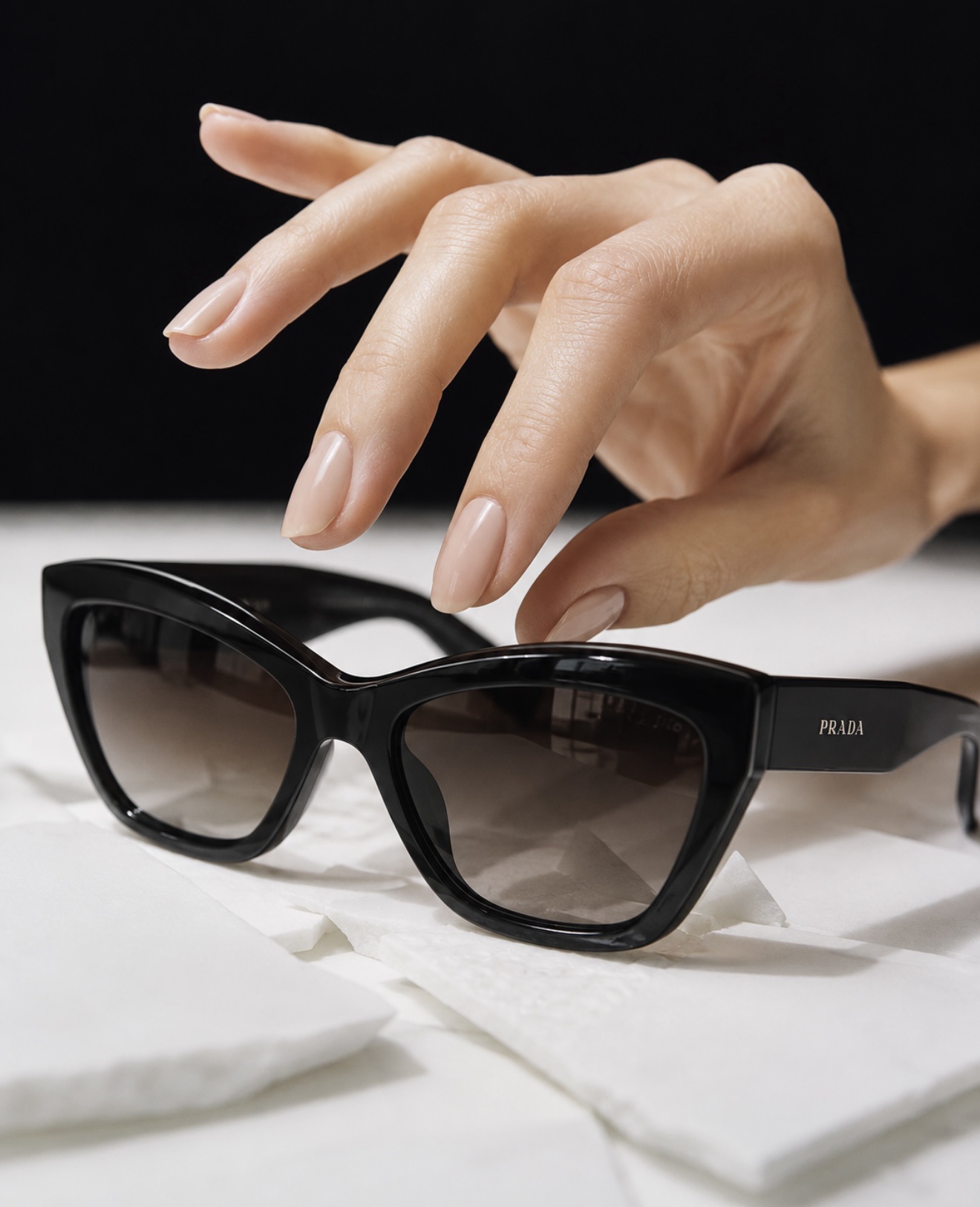 Prada Lentes Cat-Eye